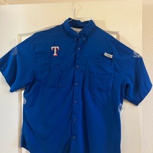 Columbia Men's Royal Blue Button Down Shirt with Texas Rangers logo !